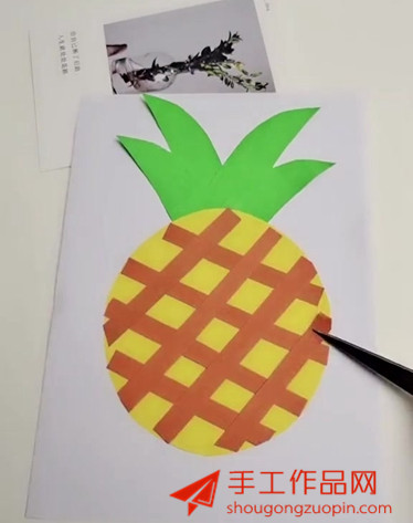 手工diy制作简单又漂亮的菠萝剪贴画