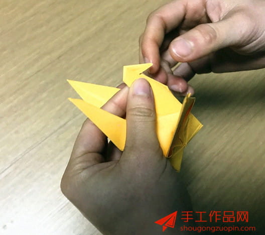 超详细图文步骤记录怎么折千纸鹤全过程